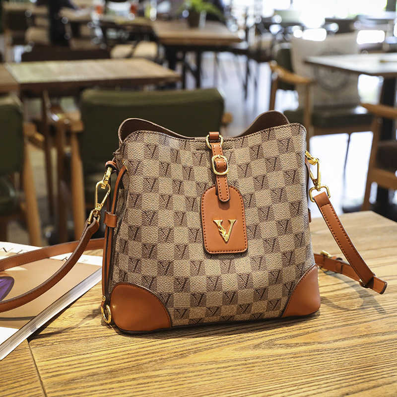 

55%off New Luxury Fashion Brand Bags Spring summer portable small red bucket versatile one-shoulder cross-body women's bag Female Shoulder Crossbody Bags