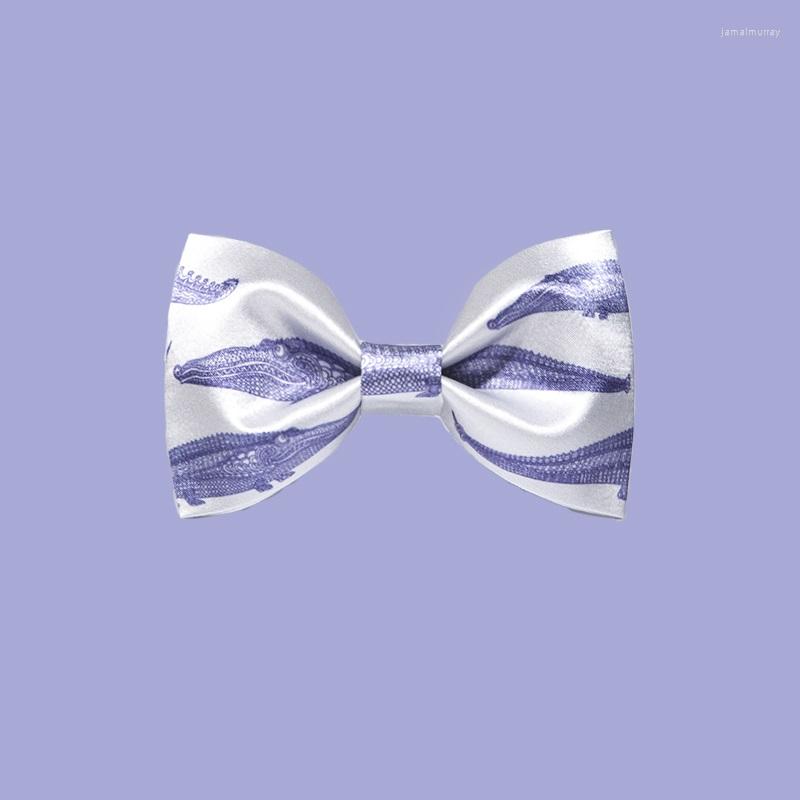 

Bow Ties 2023 Fashion Men's Tie High Quality Lilac Cartoon Llustration Dinosaur Print Bowtie Great For Party Wedding Men