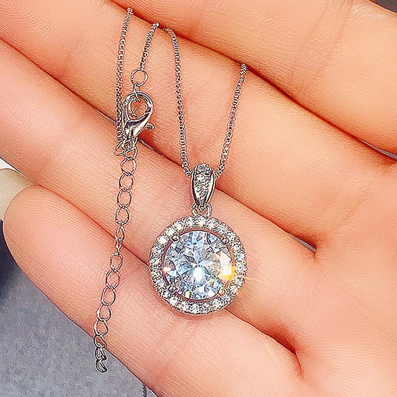 

Pendant Necklaces Huitan Round Cubic Zirconia Necklace Women Silver Color Engagement Wedding Bridal Neck Accessories Trendy Jewelry