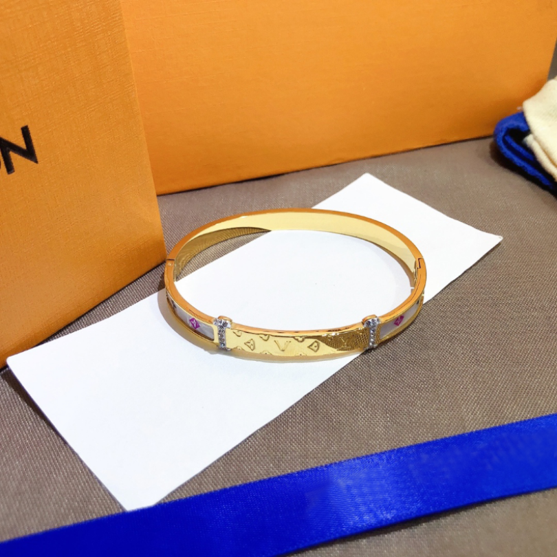

Designer Bangle Bracelets Fashion Womens Classical Bangle Luxury Jewelry Round Bracelet with Metal Head Designer Minority Design Couple Love Gift