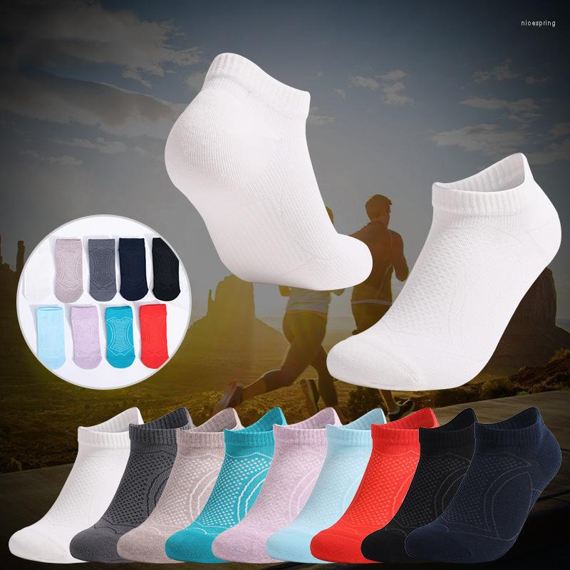 

Sports Socks Professional Running Breathable For Men Women Basketball Cycling GYM Fitness Hiking Jogging Compression Sock Adult, Red