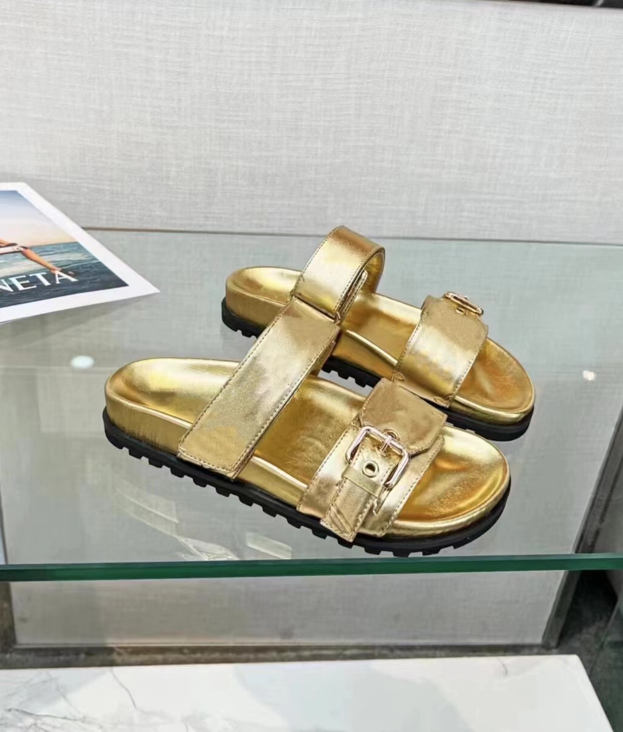 

BOM DIA Comfort Flat Mules Designer Slippers 1AAW8H Empreinte Leather Classic Cool Effortlessly Stylish Slides 2 Straps With Adjusted Gold Buckles Sandals, Brown flower