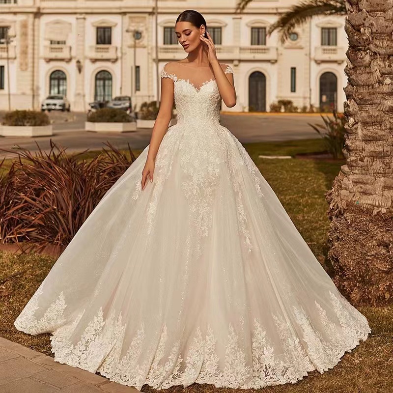2023 Arabic Vintage a line Wedding Dresses Crystals Sheer Long sexy Lace Beaded Ball Gown vestido de novia plus size Bridal Dress