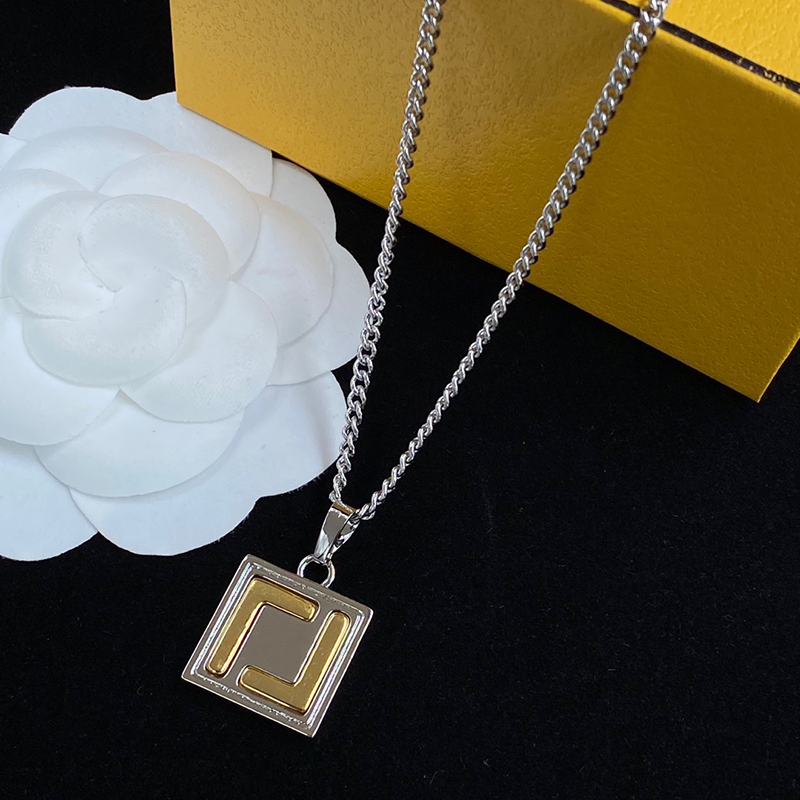 

Designer Chains Pendant Necklaces For Women Mens Jewelry Luxury Fashion Sliver Golden Letter F Necklaces Ladies Stylish Necklace 2302273BF