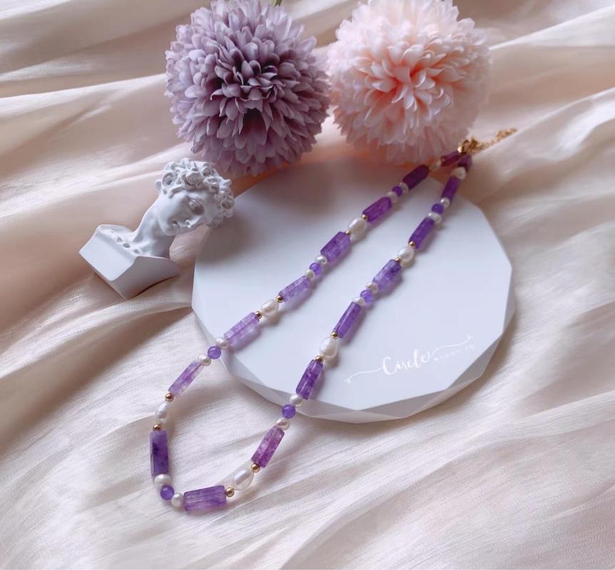 

Chains 2023 Unique Design Bohemian Purple Natural Stone Pearl Necklace Fashion Temperament Gift