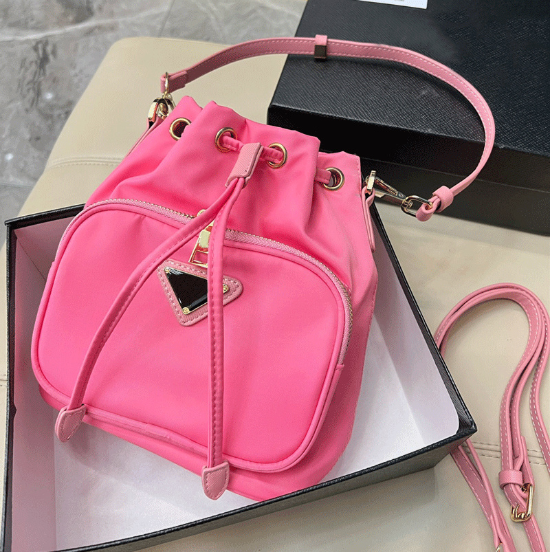 Femmes Mode Sacs À Bandoulière Dames Designer Sac À Main Rue À La Mode Collocation Sac À Bandoulière 5 Corlors Aucune Boîte