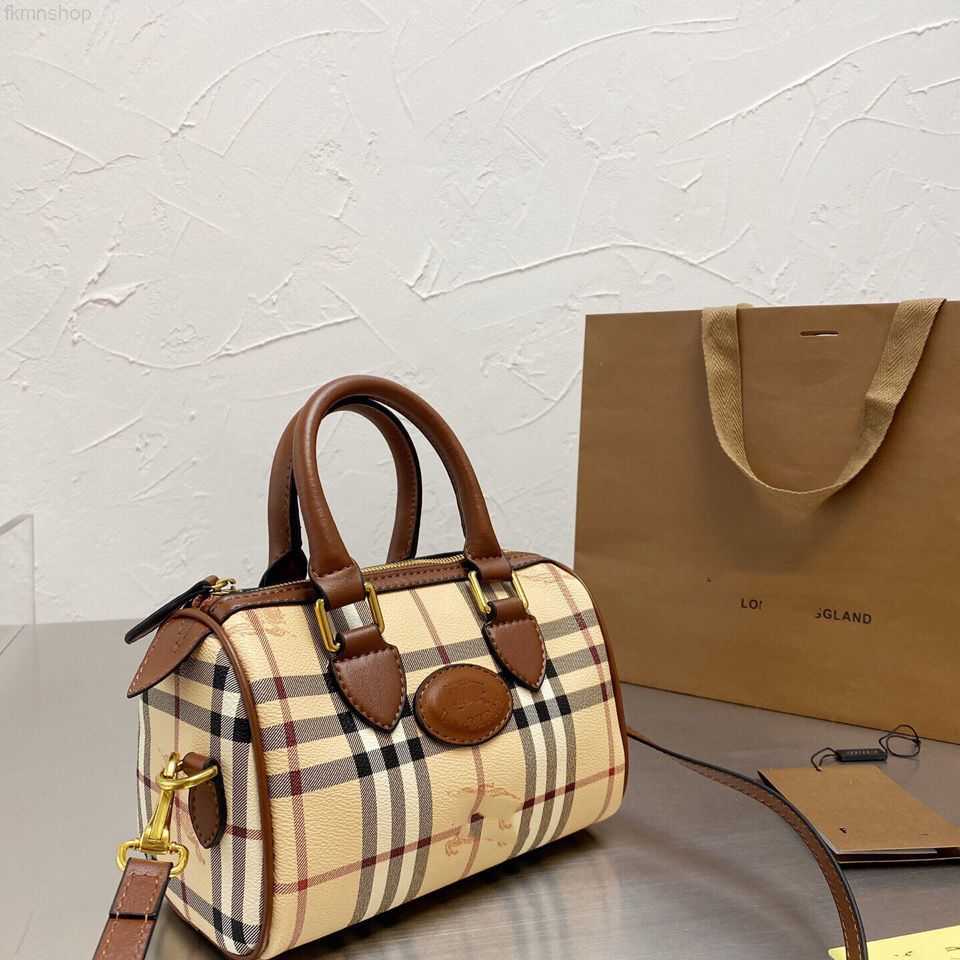 Designer Luxury Burbrerity Bags For Women High Quality Brown Crossbody Handbags Vintage Burbrery Leather Wallet Paris Plaid The Totes Bag Fashion Pu