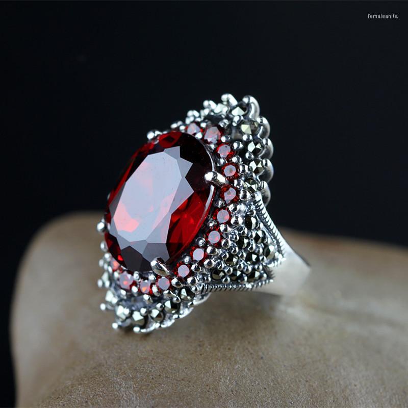 

Cluster Rings S925 Silver Jewelry Classic Lady Garnet Ring Atmosphere