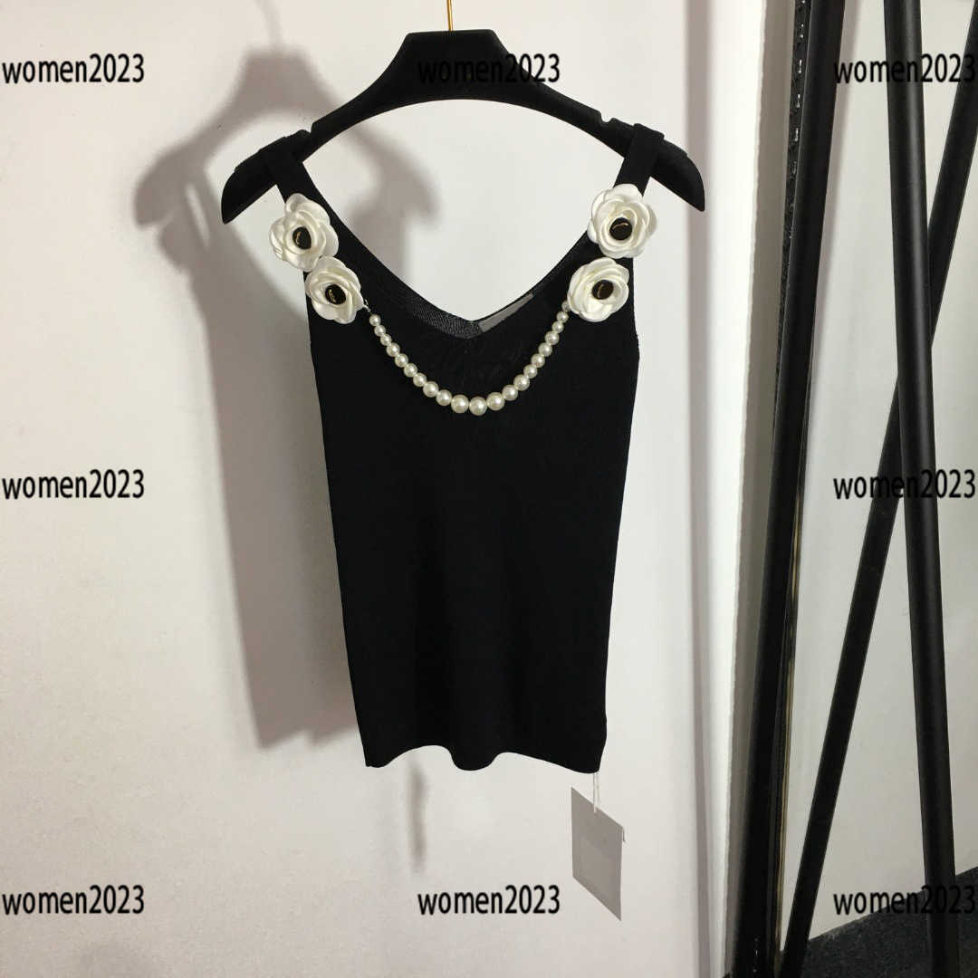 

Woman Vest Lady Tanks hot girl Camis Size -L Pearl necklace knitted sling design products comfortable Spring fashion sexy Feb23, White