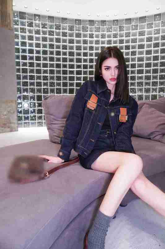 

Two Piece Dress designer Shenzhen Nanyou high-end 2023 early spring fashionable and handsome wash water short jacket denim skirt suit ZII9, Dark blue skirt