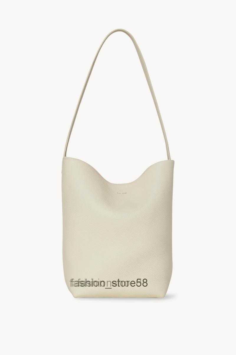 

Duffel Bags Hobos Shoulder Bags Designer New Vintage Plush Crescent Hobos Axillary Women Hbags Big Chain Purse Single Old Flower Canvas Leather Crobody