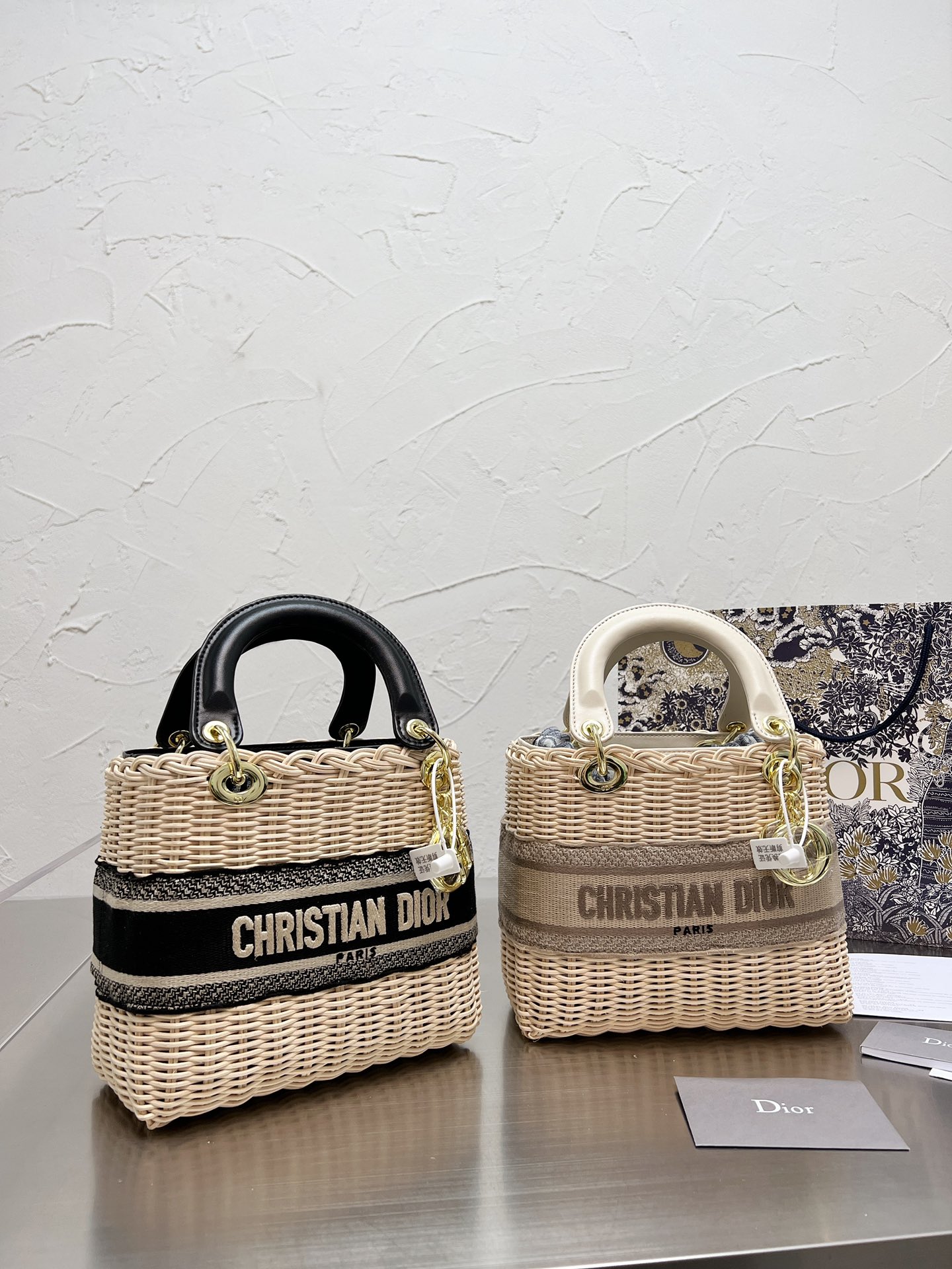 

Summer Beach Shoulder Bag Straw Bags Fashion Casual Rattan Women Handbags Wicker Woven Female Totes Large Capacity Lady Buckets Bag Travel Messenger Purse 24cm, Black