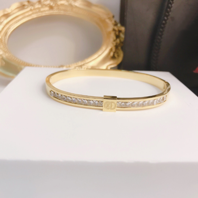 

Fashion 18k Gold Bangle Designer Bracelets Glittering High polished Thin Wide large High sense Popular Brand Bracelet Womens Letter Gift Popular love accessories