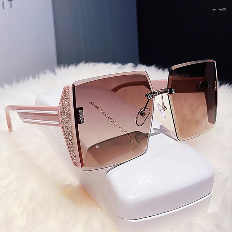 

Sunglasses Vintage Diamond Cutting Rimless Pink Crystal For Women Fashion Square Shiny Sun Glasses Female Srtipe Leg Shades