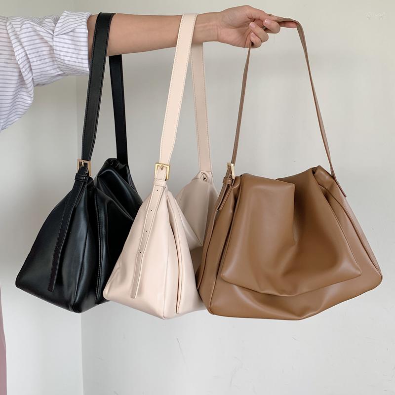 

Evening Bags 2023 Winter Casual Women's Bag Korean Style Middle Handbags Soft PU Leather Ladies Shoulder Crossbody Whole Sale, Beige
