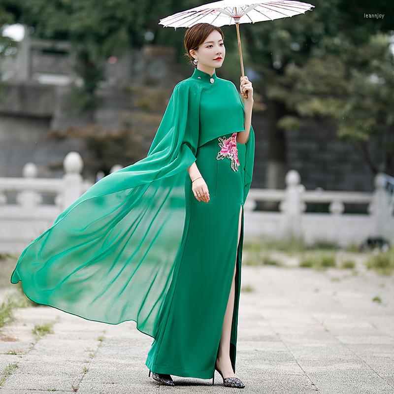 

Ethnic Clothing Satin 2PCS Green Cheongsam Set Gradient Cloak Qipao Suit Floral Long Sexy Chinese Dresses Large Size Stage Performance