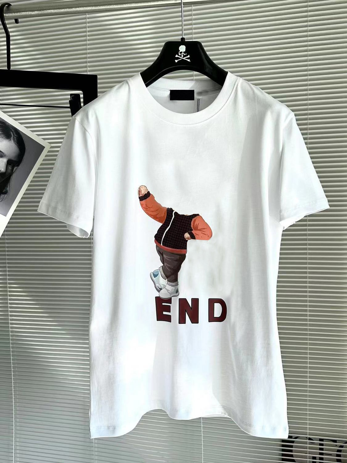 

Men Women designer Luxury brand t shirt Cotton fabric tops Summer logo Print T-shirts Casual Fashion Leisure street Tee white and black color t shirt, 10