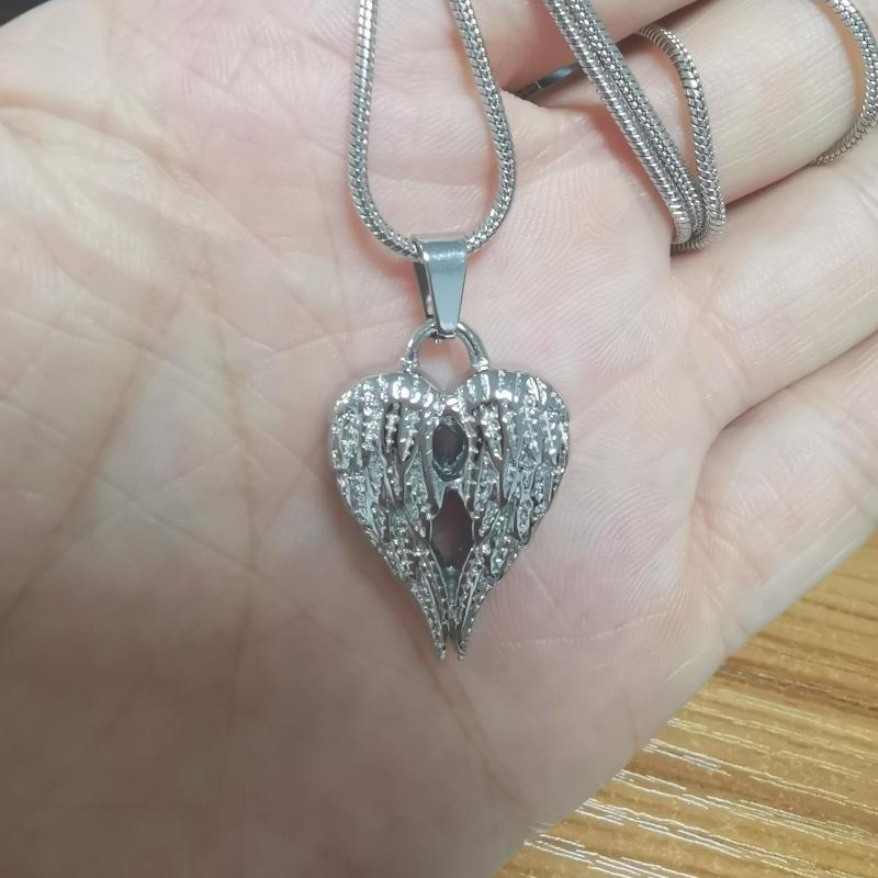 

Pendant Necklaces X086 Double Holes On The Back Side Hold Loved One's Ashes Stainless Steel Cremation Jewelry For Human/ Animal