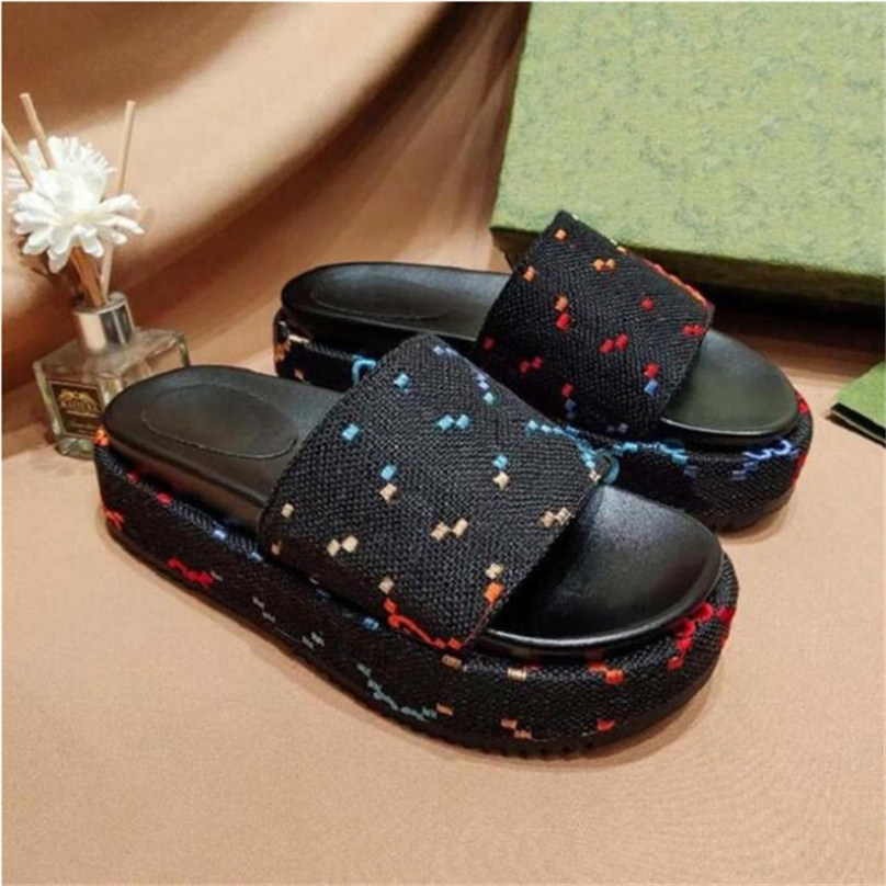 

Designers Slippers Luxury Sandal for women Classic Brocade slides flats leather rubber Platform Flip Flops Gear Bottoms Beach SandalsSize EUR35-42, # 8