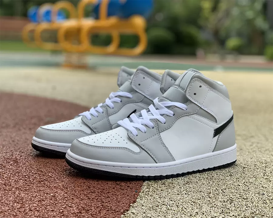 

2023 Jumpman 1 Mid Basketball Shoes 1S Light Smoke Grey Men Women Trainers Sneakers Sports ship With Box