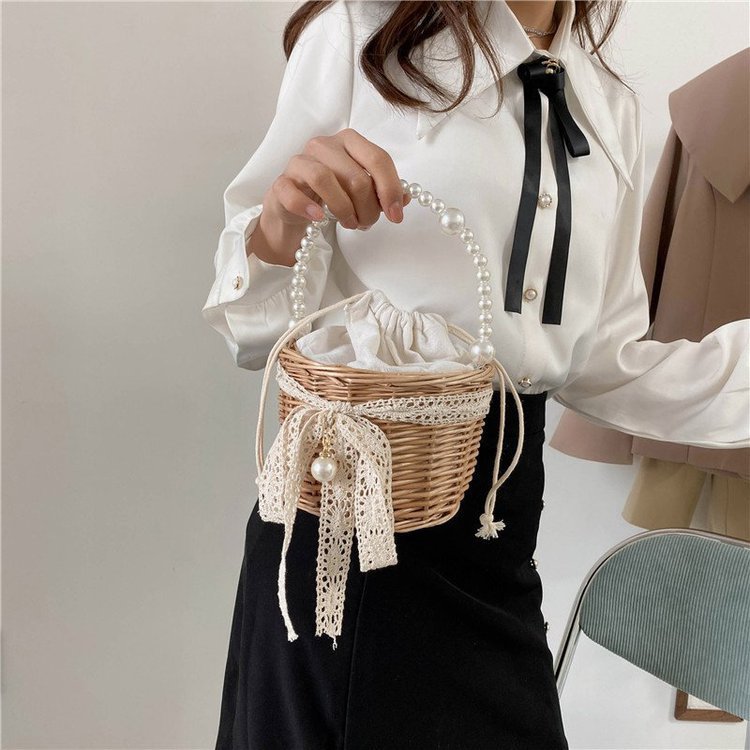 

summer new woven pearl handbag sweet basket bag women can not shoulder Messenger foreign trade women's bag