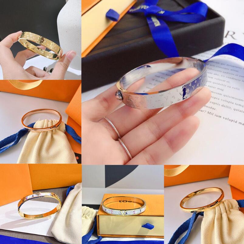 

Europe America Fashion Style Bracelets Women Bangle Luxury Designer Jewelry 18K Gold Plated Stainless Steel Wedding Lovers Gift Bangles