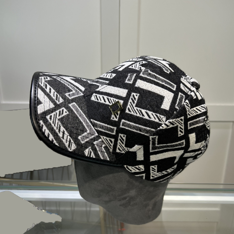 

Designer hat baseball cap cotton lightweight breathable classic men's and women's embroidery and letter logo black and white contrast metal logo, Khaki