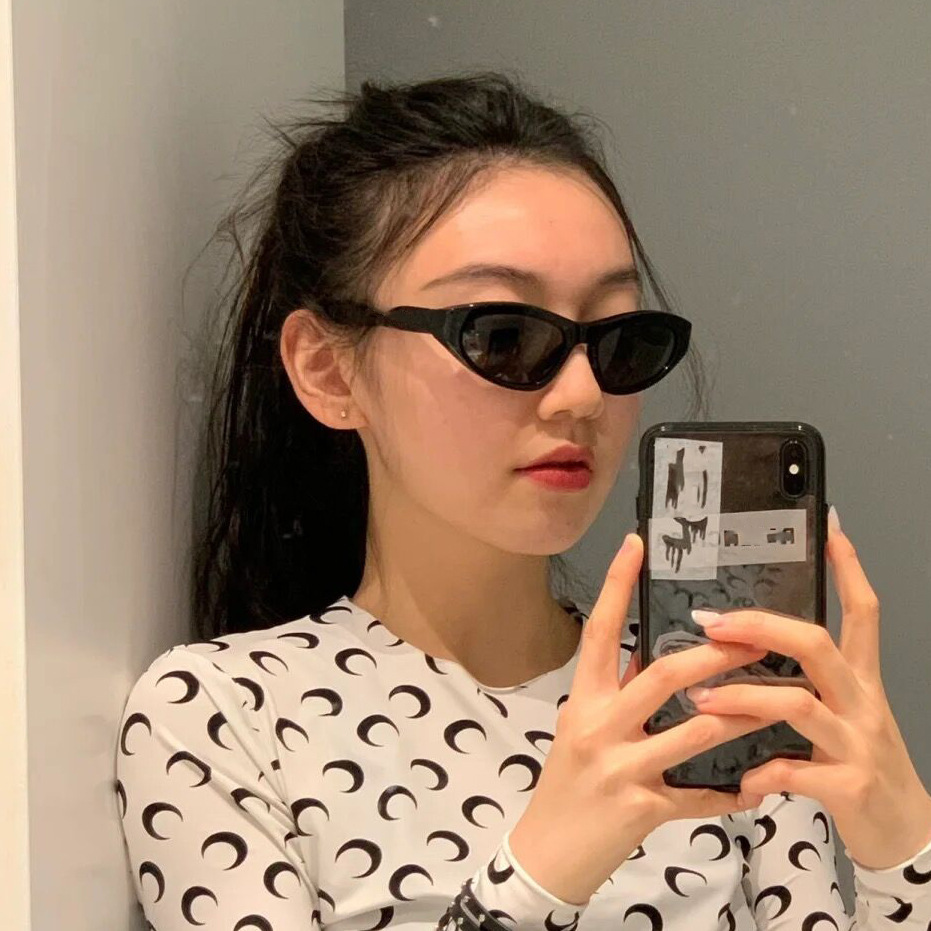 Cat's Eye Aviator Sunglasses Twist Mode Trend Fashion Small Box Loglasses 2022 Nouvelles lunettes de soleil pour hommes et femmes.