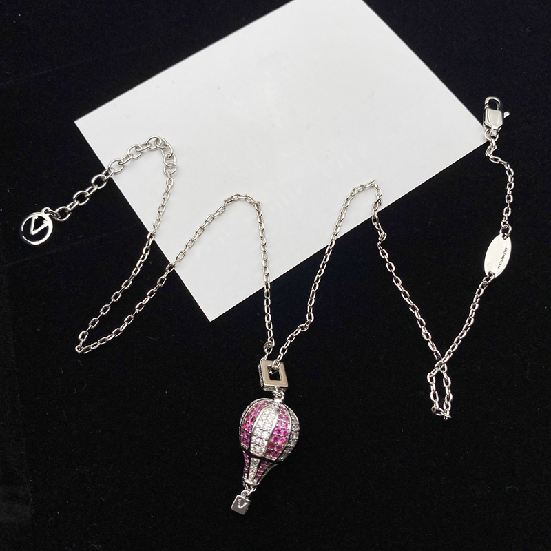 Designer Diamant Ballon Pendentif Collier Pour Femmes De Luxe Classique Argent Hommes Bijoux Causal Chaîne Colliers Femme Mode Cadeau 2302283BF
