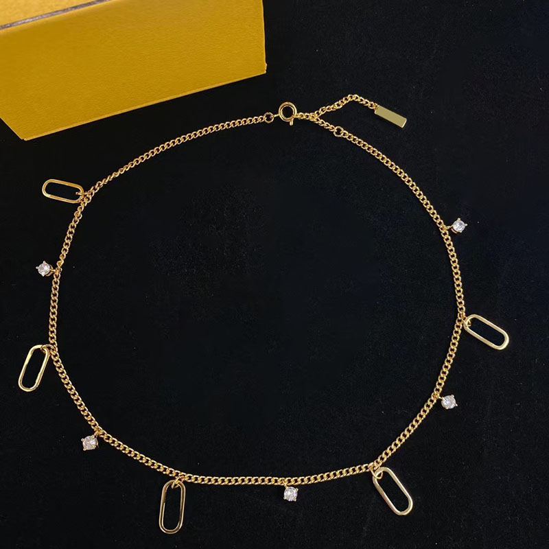 

Scattered Prong Setting Diamond Necklaces Female Brass Ring Ornament Bracelets Women Slender Adjustable Pendant Necklaces