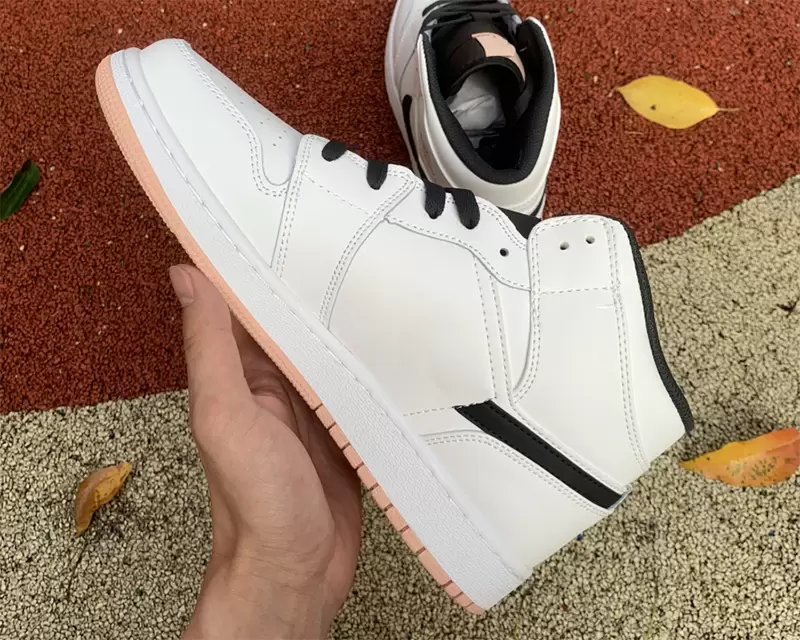 

Arctic White Orange Trainers Basketball Shoes Jumpman 1 Mid GS Sports Sneakers