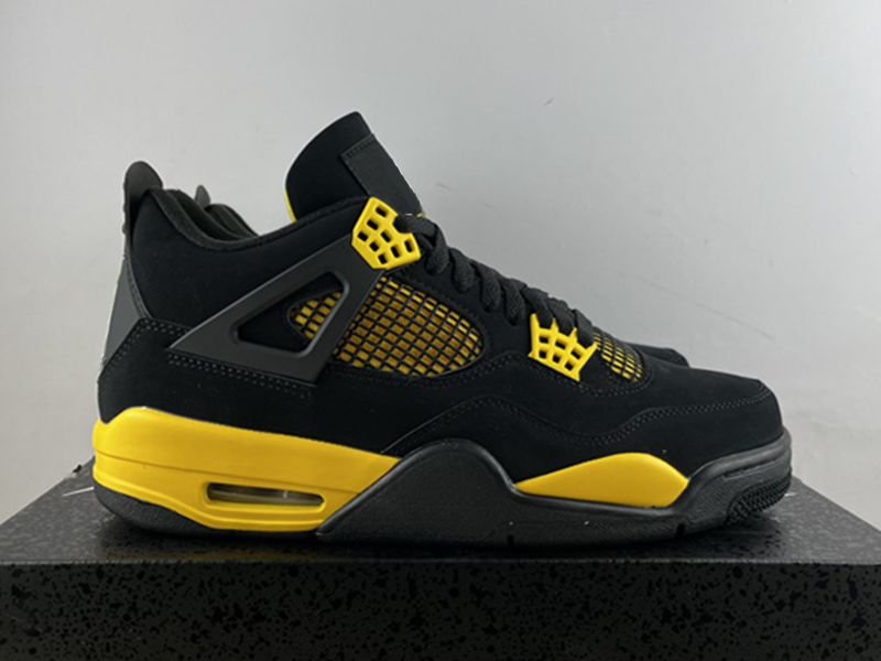 

Yellow Thunder 4S Lightning Shoes SP Military Black Canyon Purple Blue Sail Basketball Casual Infrared TS Taupe Haze Black Cat Trainer What The Canvas Sports Sneaker, Customize