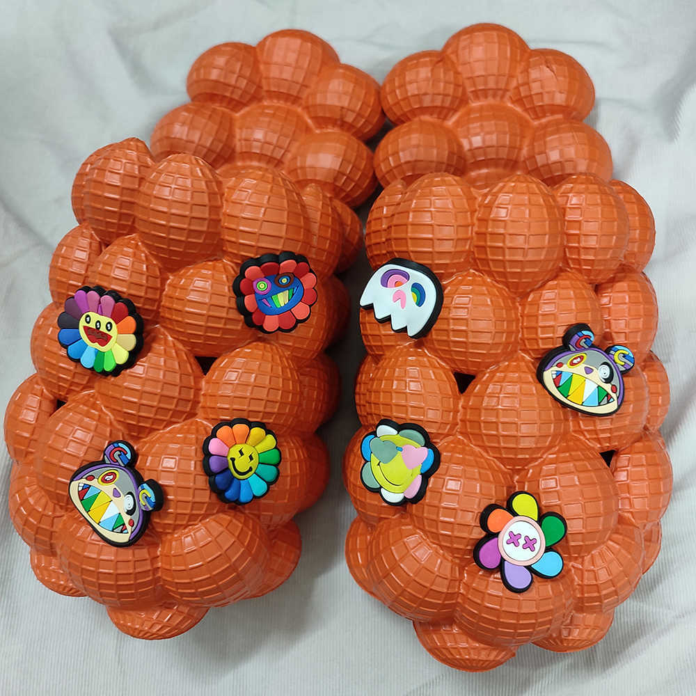 

Slippers Bubble Slides With Charms For Women Fashion Cartoon Sandals 2022 Summer House Platform Massage Shoes Y2302, Butterfly white