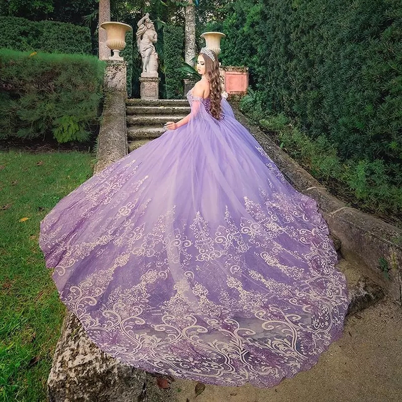 

2023 Charro Mexican Vestidos De 15 ANos Lilac Quinceanera Dresses With Cape Floral Applqiue Corset Sweet 16 Dress Abiti Da Cerimonia, Olive