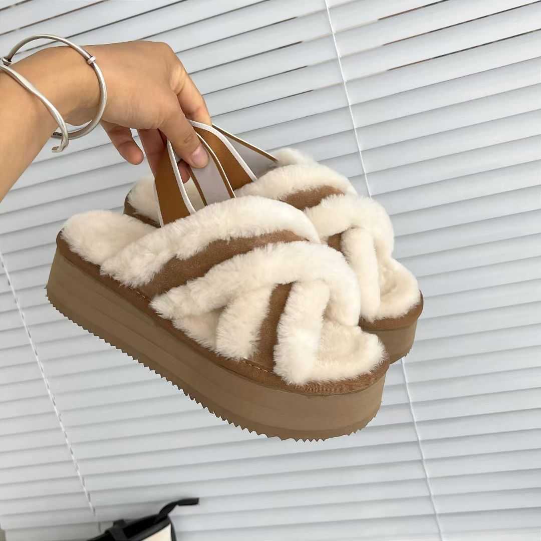

Slippers Woman Plus 2023 Casual Flats Furry Slides Winter Comfort Warm Bedroom Shoes Ladies Luxury Designer Home Cotton Boots Z0215, Style 8 beige