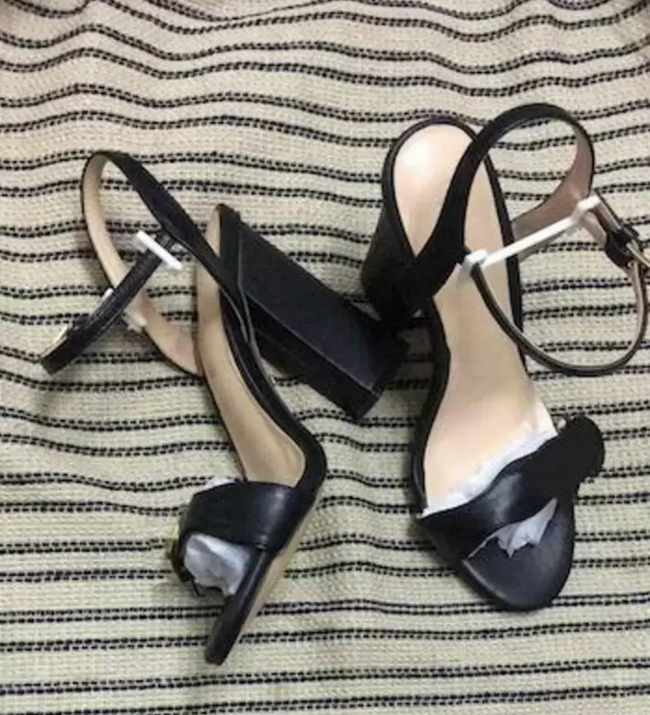 

2023Classic High heeled sandals Coarse heel leather Suede woman shoes Metal buckle for parties Occupation Sexy sandals size34-42