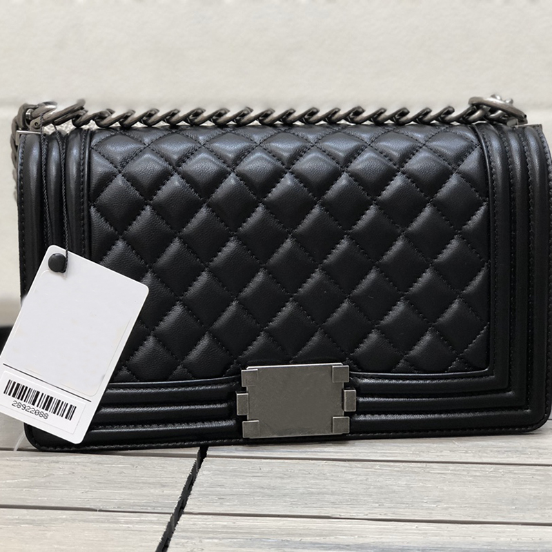 

10A Designer Bag woman bag Classic Clamshell Chain Shoulder Bag Women's Crossbody Bag Backpack Leather Fashion bag 67086