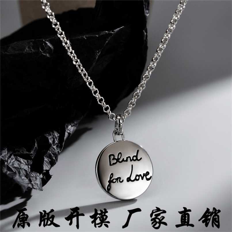 

70% off designer jewelry bracelet necklace ring flower bird love fearless head personality ins collarbone chain male female lovers Round Pendant