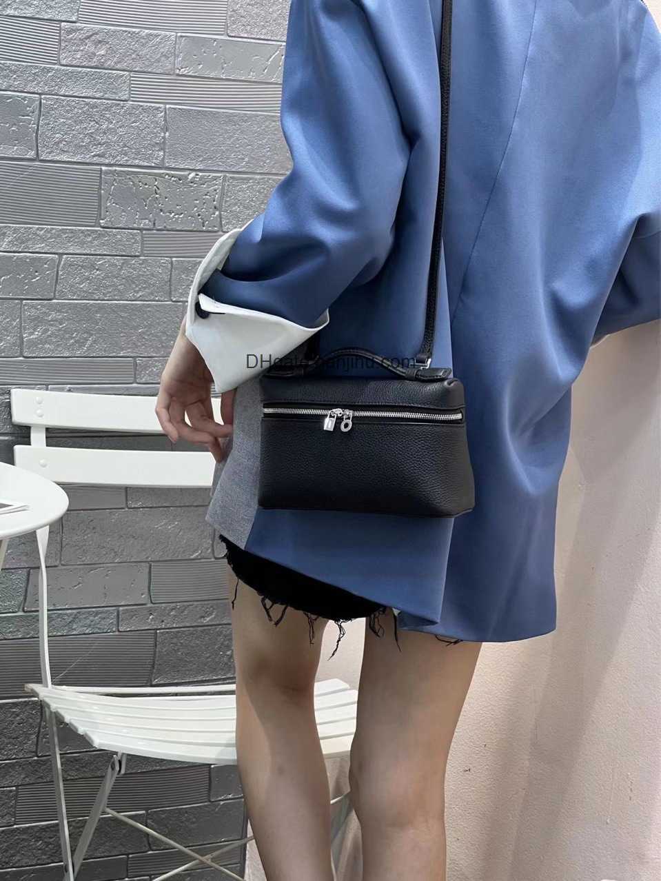 

Designer Luxury Evening Handbags Bag Loropiana Lp Genuine Leather Lunch Box Bag Pattern Cowhide Handbag Simple Shoulder Bag for Women, Grey6