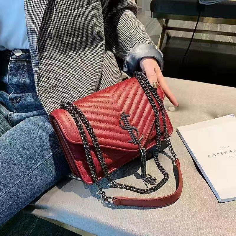

Shoulder Bags Fashion Women Wine red tassel bag organ pleat design double interlayer Personality Decorated Chain Messenger Womens Corssbody Leather Bolsos, Black