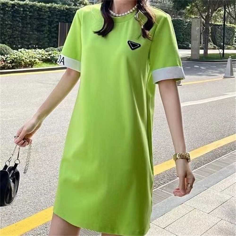 

2023 Summer Luxury Dresses Designer Triangle Label Casual Women' T-Shirt Fashion Round Neck Short Sleeve Elegant Dress 054H, Blue