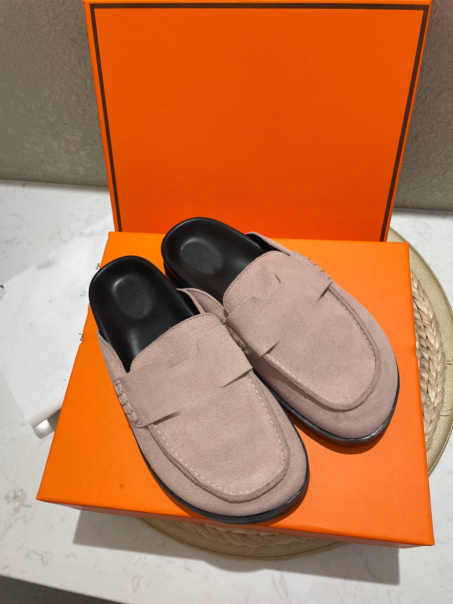

35-40 Womens Luxury Sandal Suede Leather Half Slippers Lambskin Soft Loafers Slip On Flats Slides Casual Clog Footwear Super Fashion 2023 House Sneaker Mules Shoes, Hms601-3