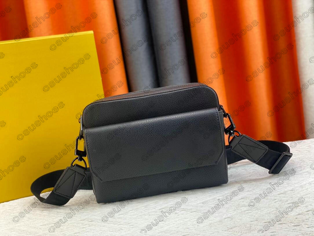 

M22482 M22611 Fastline Messenger Flap Bag Pre Collection Fall Winter 23 Magnetic Closure Designer Envelope Bags Luxury Mens Shoulder Satchel Bag Man Shoulder Bag, Dont sell it alone