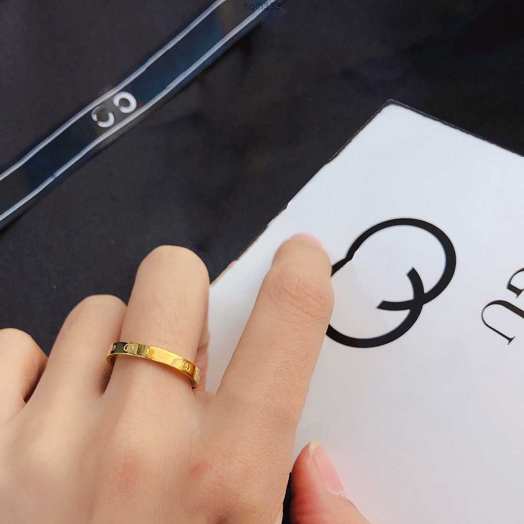 

Classic Premium Wedding Rings Luxury Girls Plain Ring Designer Brand Letter Ring 18k Gold Plated Exquisite Jewelry Accessories Fashion Gifto46ah54i