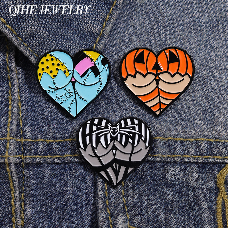 

Butt Heart Enamel Punk Sexy Brooches Color Love Metal Badges Hat Sweater Custom Gift Men Women Friends Lapel Jewelry Accessories
