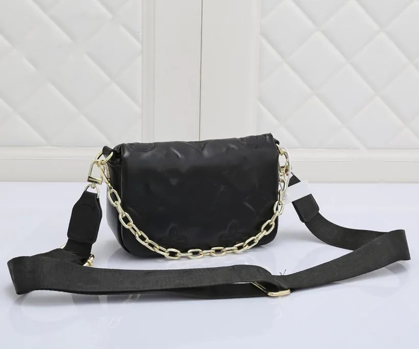 

L Brand Bag Shoulder Bags WALLET ON STRAP BUBBLEGRAM Colors Women Designer Fashion Cross Body Bags Quilted Mini Handbag Chain Round Luxury Purse M81400, White