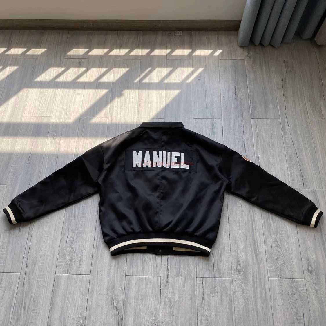

ESS Designer Clothing Fashion Casual Coats Fears Of God Fog Essen 5th Season 5 Mainline Baseball Jacket Short Flight Suit High Street Layup with Artifacts for Men Wome, Shipping fee