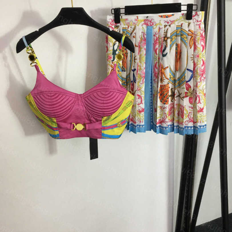 

23ss womens designer clothing skirt set Medusa Strapless halter top high-waisted pleated short skirt sets High quality womens clothing a1