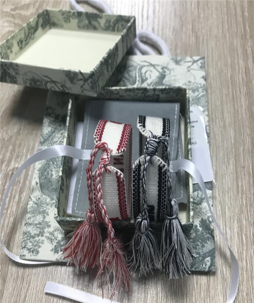 

Whole fabric bracelet box Women D Cotton Jewelry Letter Signature Handmade Embroidery BraceletBangle Tassel Laceup Bracelet w7825093
