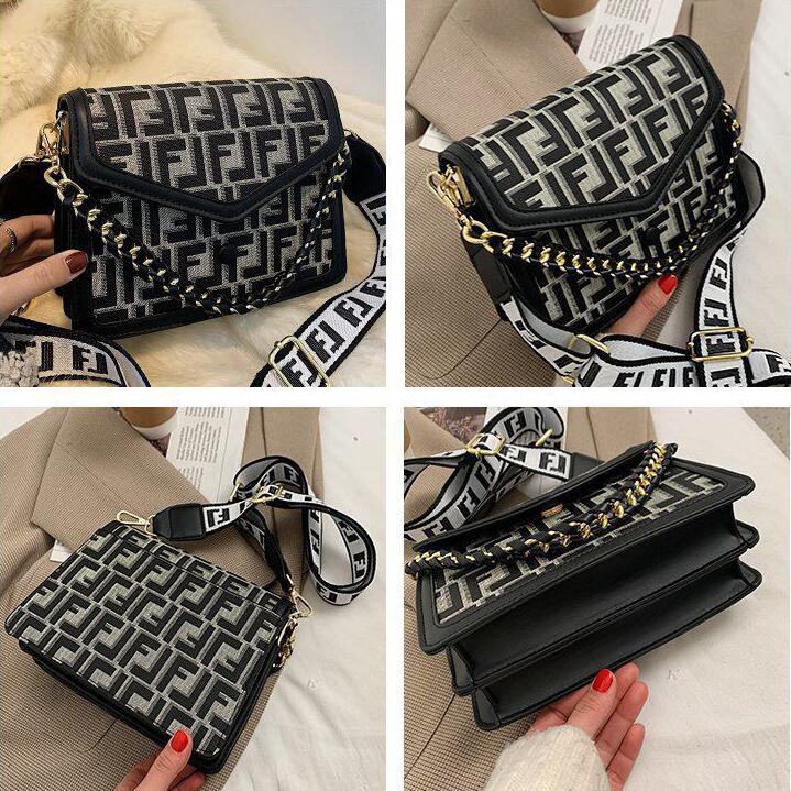 

2022 New Women bag Printed Crossbody Small Square Bag Fashionable Shoulder handbag, 21*16*8